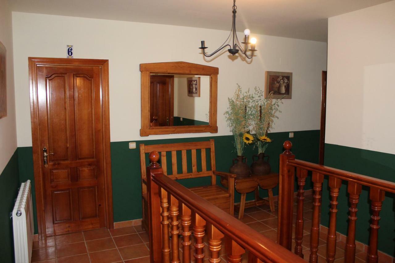 Alojamiento Rural Sierra Luz Ribatajadilla Exterior photo