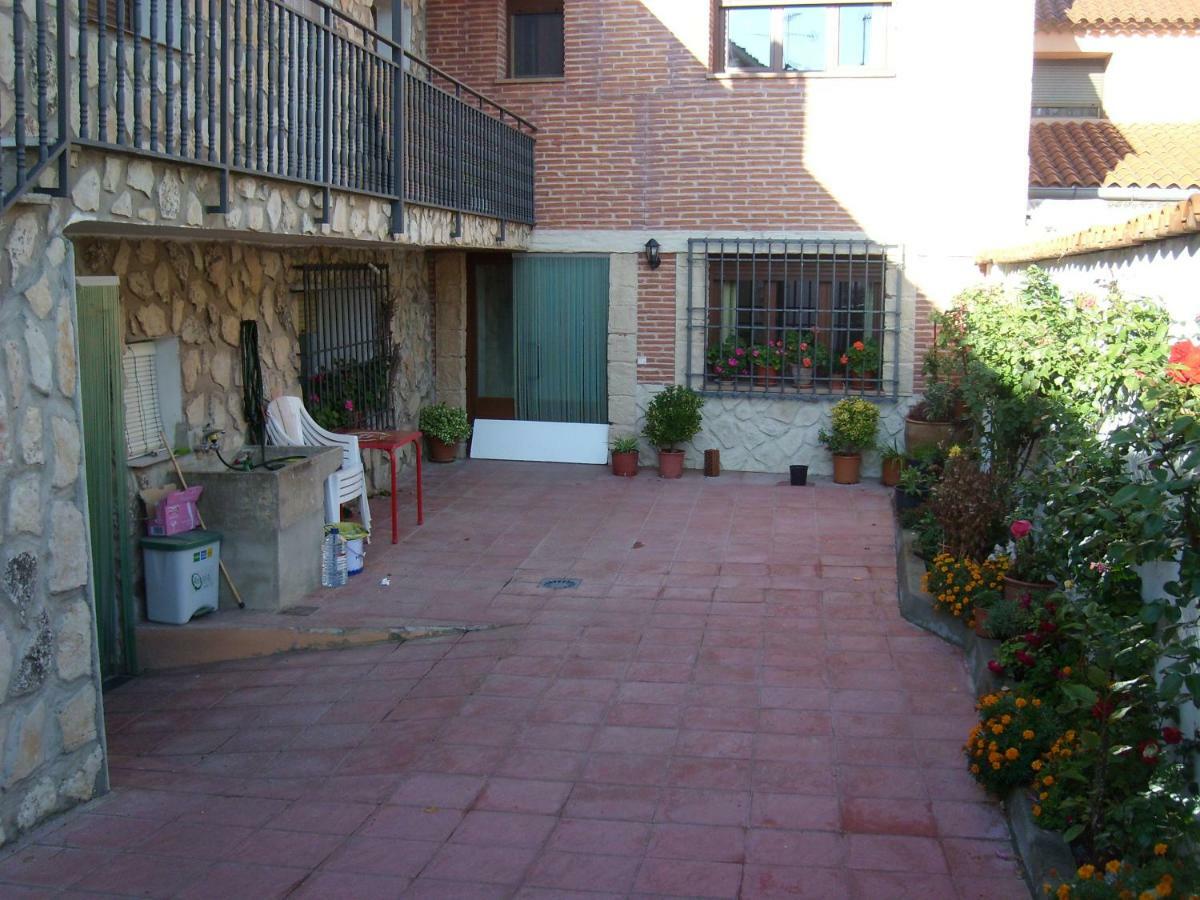 Alojamiento Rural Sierra Luz Ribatajadilla Exterior photo